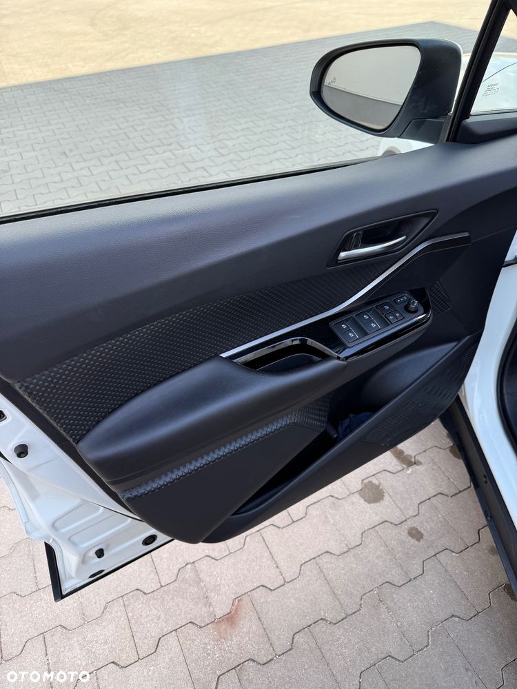 Toyota C-HR 1.8 Hybrid Premium - 18