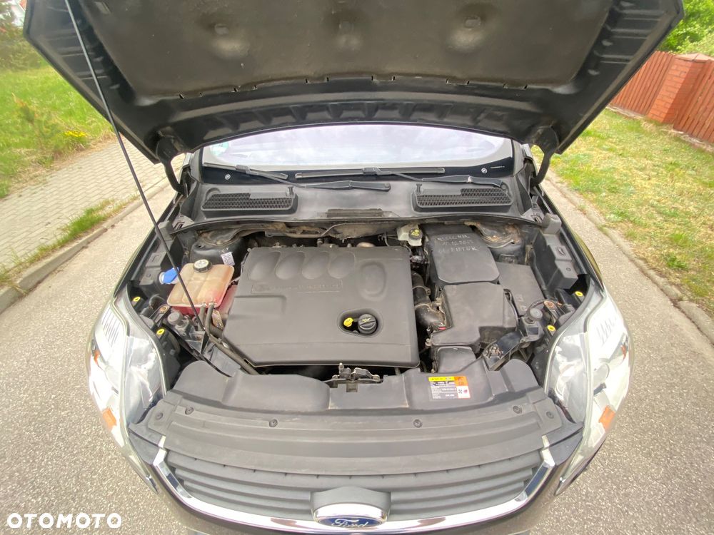 Ford Kuga 2.0 TDCi Titanium - 38