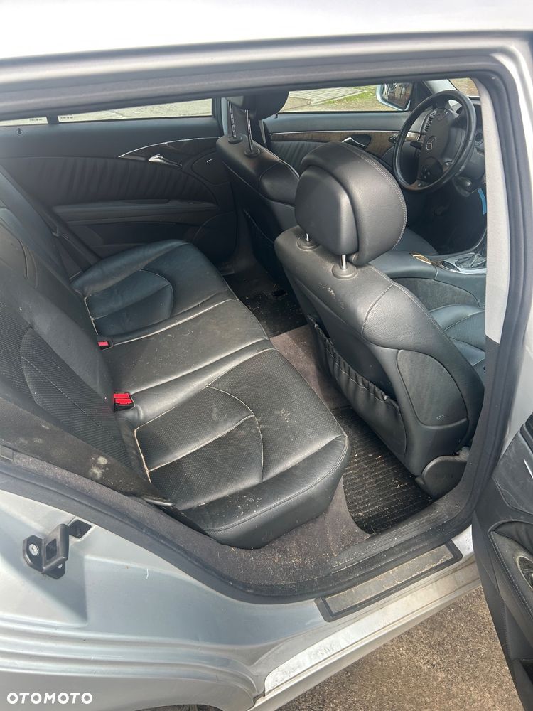 Mercedes-Benz Klasa E 280 CDI 4Matic Automatik Avantgarde DPF - 6