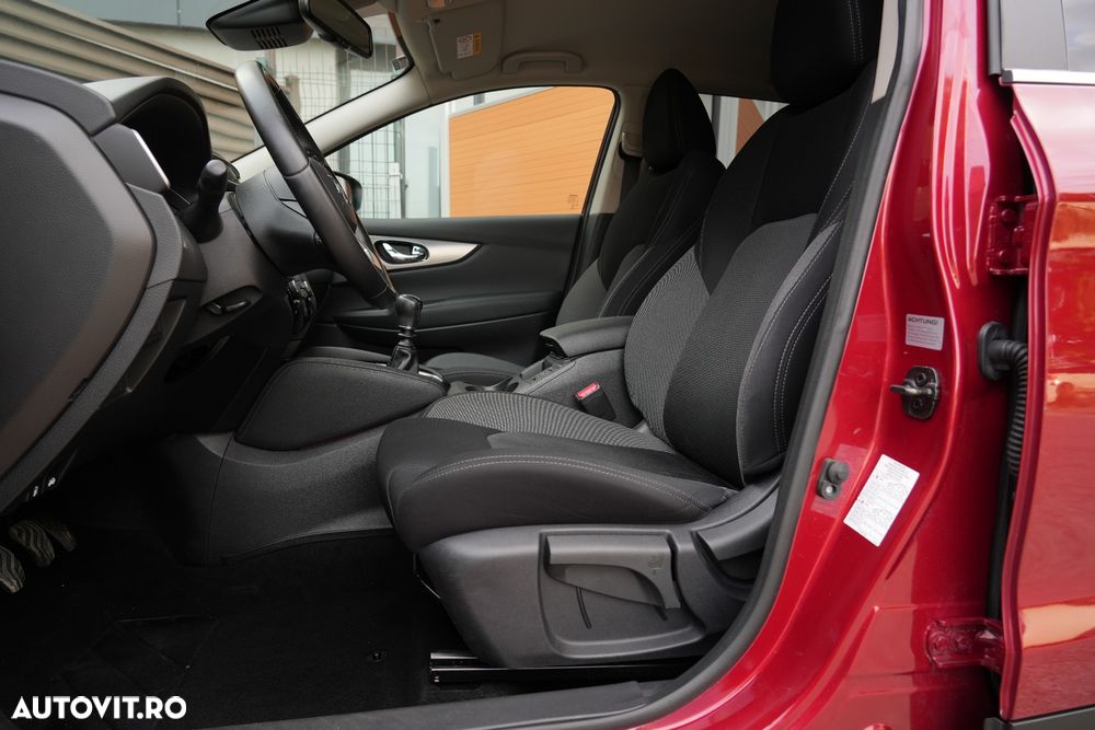 Nissan Qashqai 1.3 DIG-T DCT AKARI - 17