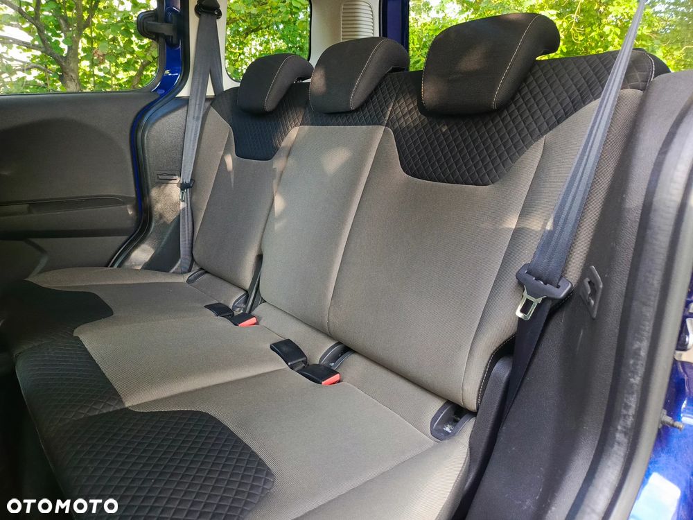 Ford Tourneo Courier 1.0 EcoBoost Titanium - 38