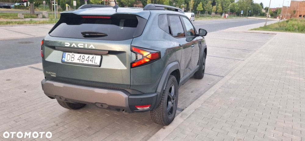 Dacia Duster 1.6 Full Hybrid 140 Journey MMT - 11