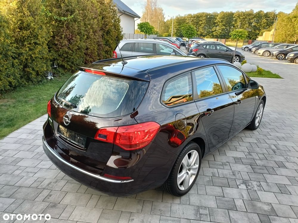 Opel Astra - 10