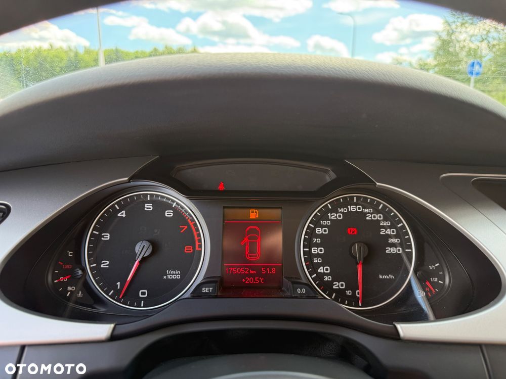 Audi A4 Avant 1.8 TFSI Ambiente - 12