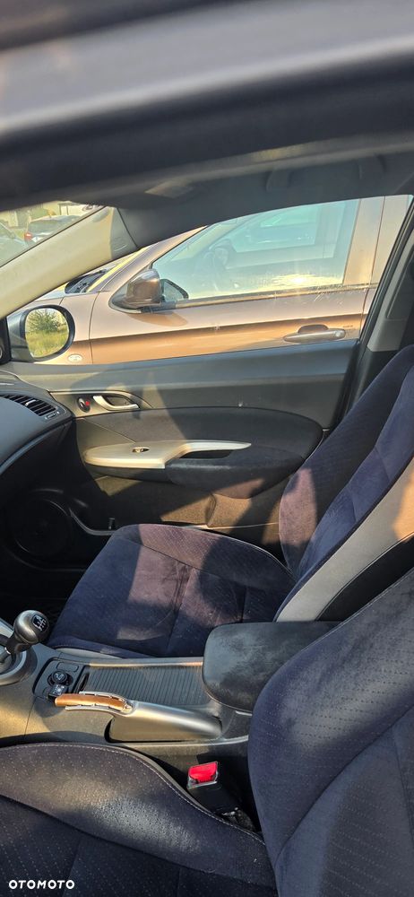 Honda Civic 1.8 Executive - 8