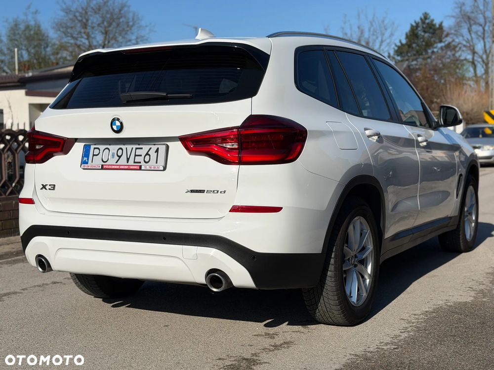 BMW X3 xDrive20d MHEV Advantage - 4
