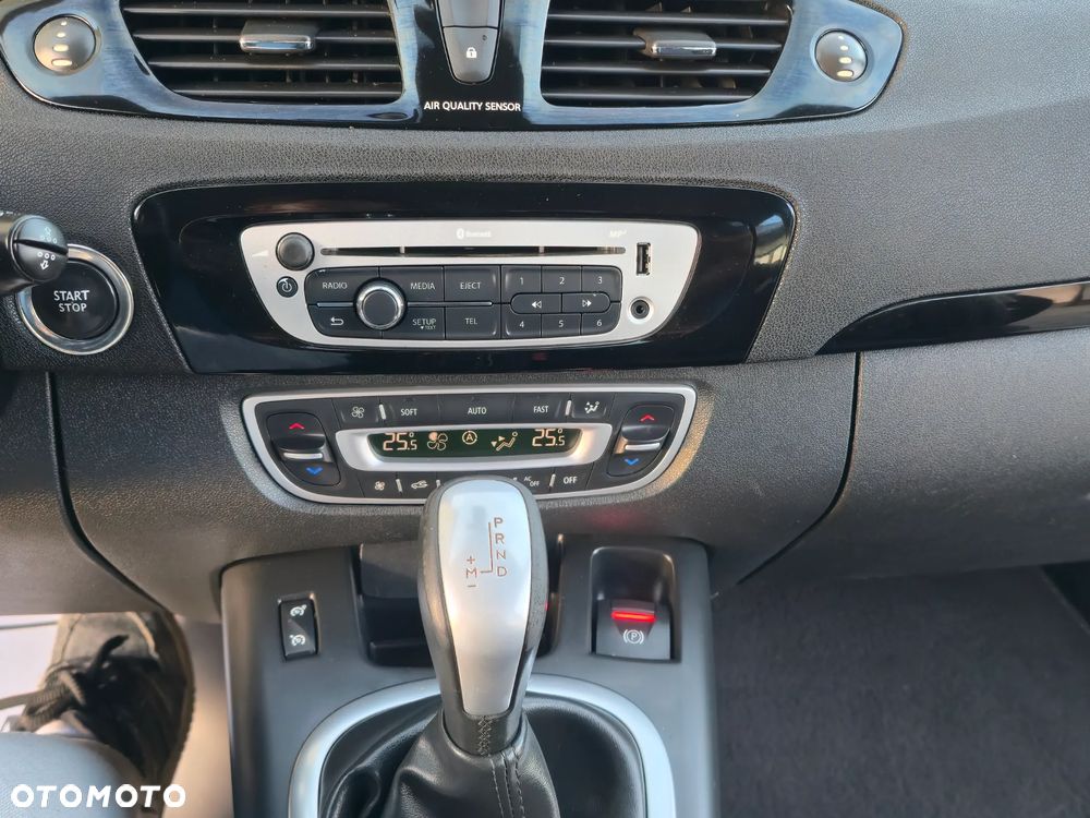 Renault Grand Scenic 2.0 16V 140 CVT Bose Edition - 29