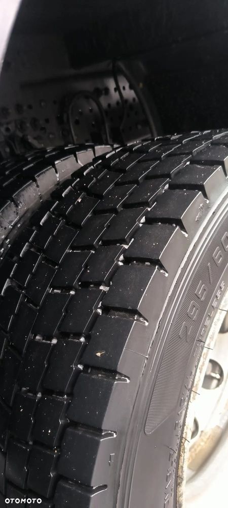 Mercedes-Benz ACTROS MP4 - 11