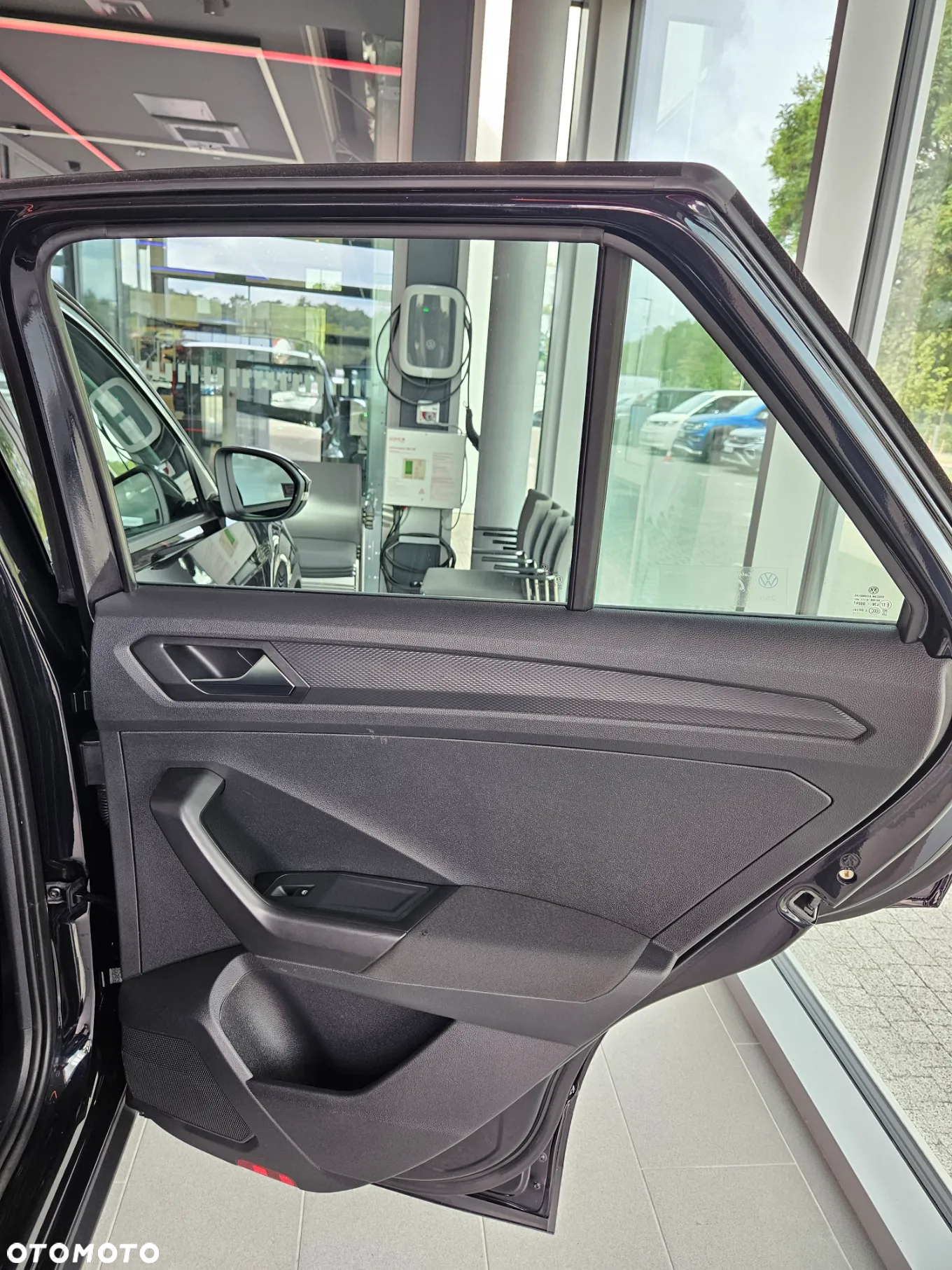 Volkswagen T-Roc - 26