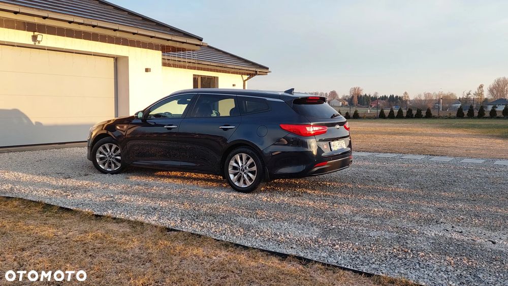 Kia Optima 1.7 CRDI L DCT - 26