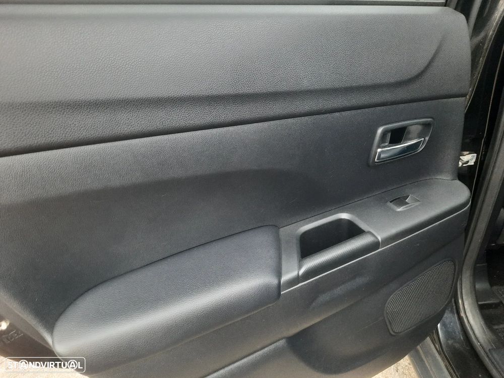 Mitsubishi ASX 1.8 DI-D Invite - 16