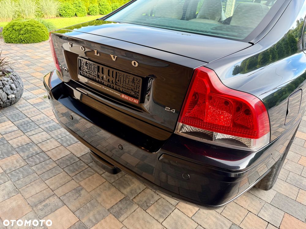 Volvo S60 2.4 Summum - 8