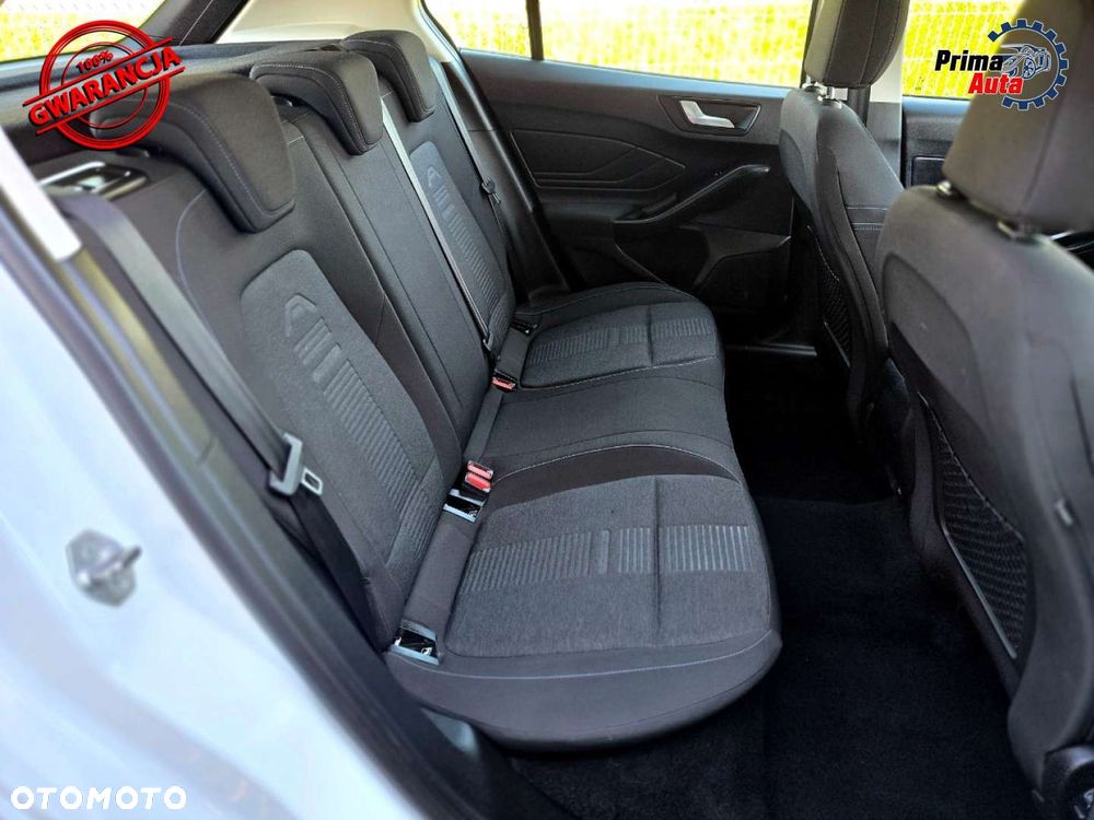 Ford Focus - 27