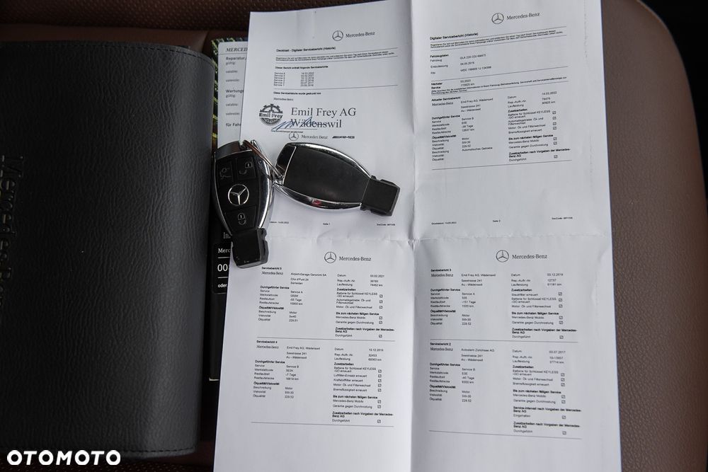 Mercedes-Benz GLA 220 CDI 4Matic 7G-DCT - 31