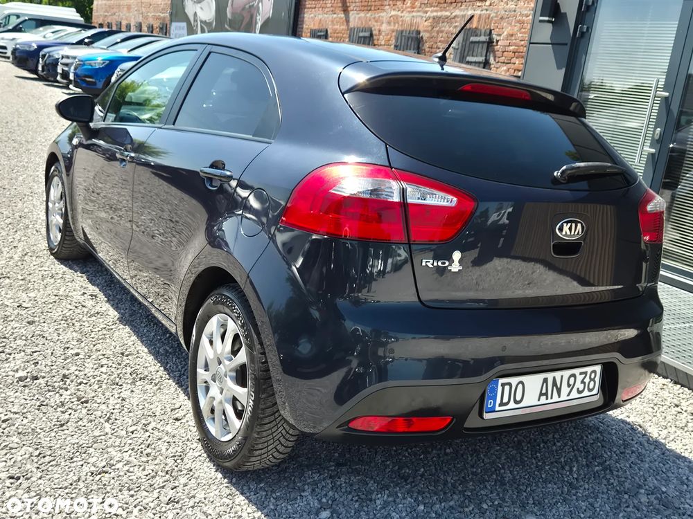 Kia Rio 1.2 Business Line - 9