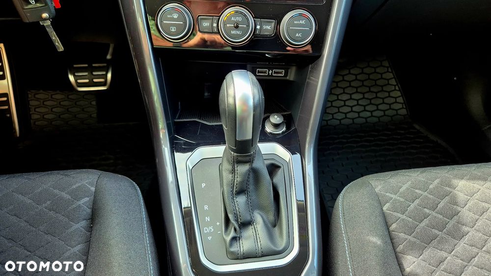 Volkswagen T-Roc 2.0 TDI SCR DSG IQ.DRIVE - 28