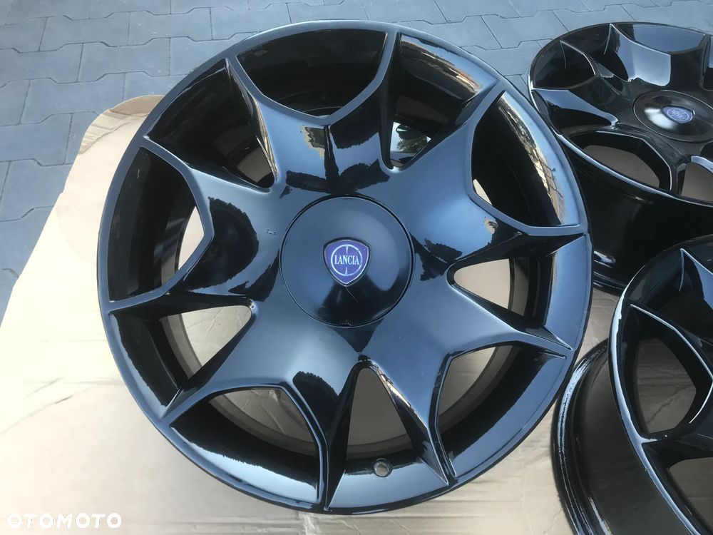 Felgi Lancia Delta III Fiat Bravo 18 4x98 7,5x18 ET35 735512451 - 1