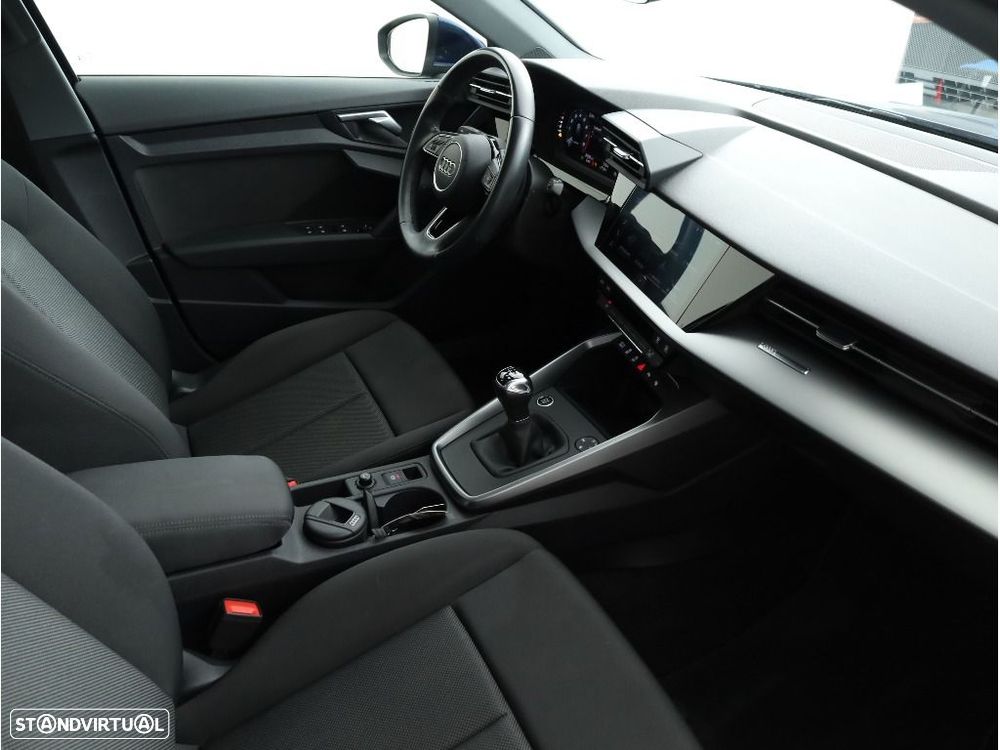 Audi A3 Sportback 30 TFSI S line - 13