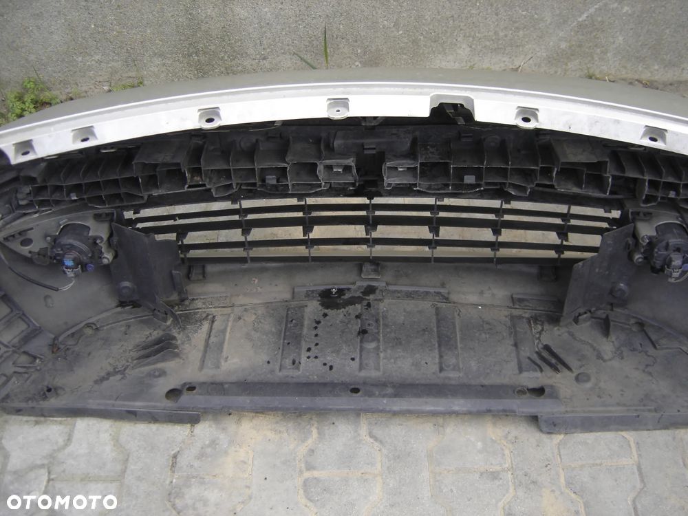 Renault Scenic 2 lifting 05-09 - 8