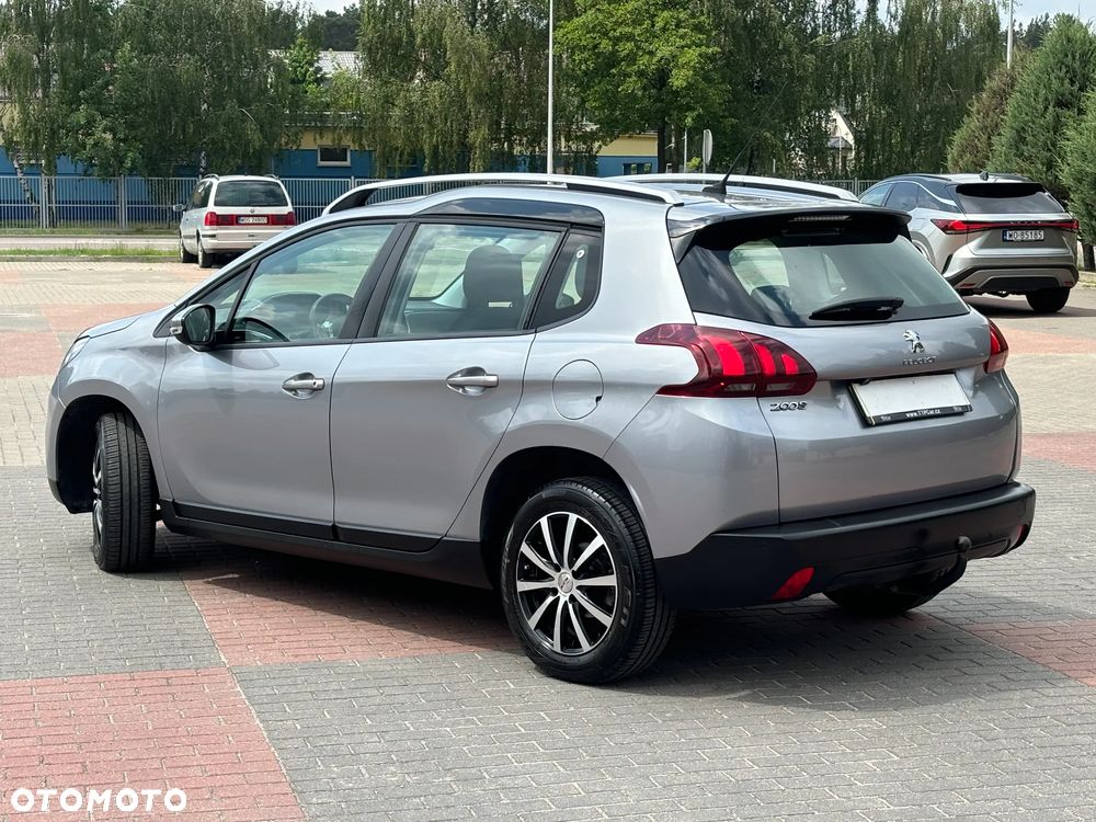 Peugeot 2008 - 13