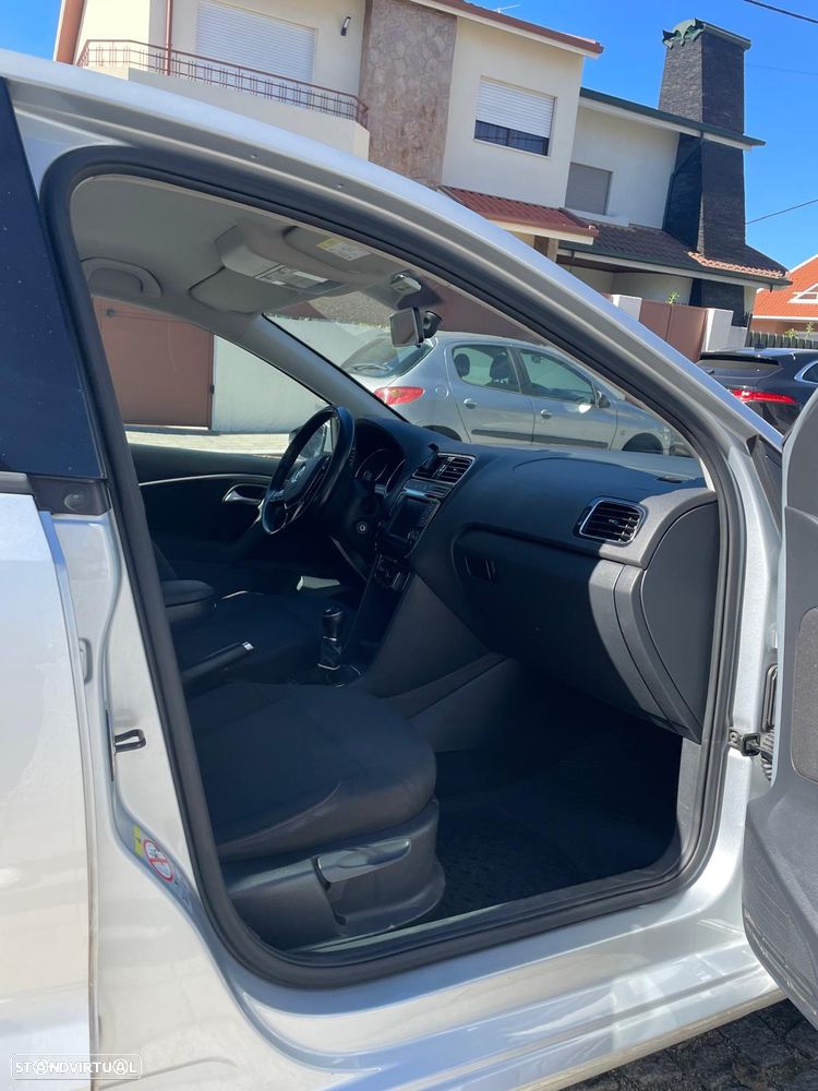 VW Polo 1.0 Connect - 6