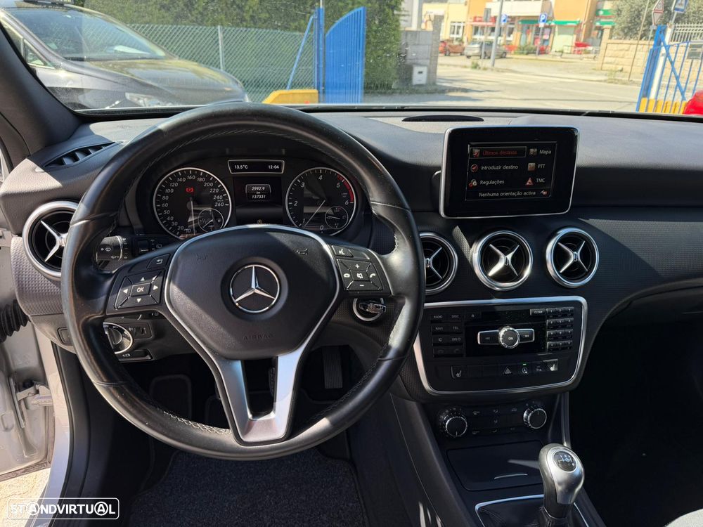Mercedes-Benz A 180 CDI (BlueEFFICIENCY) Urban - 11