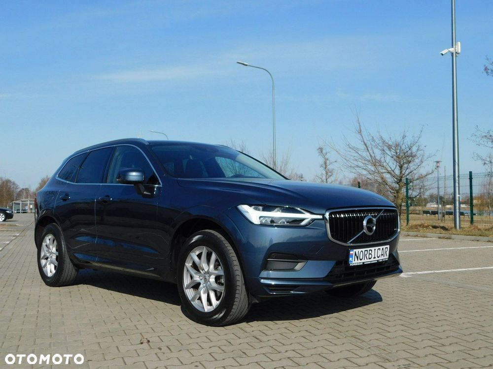 Volvo XC 60 D3 Momentum Pro - 2