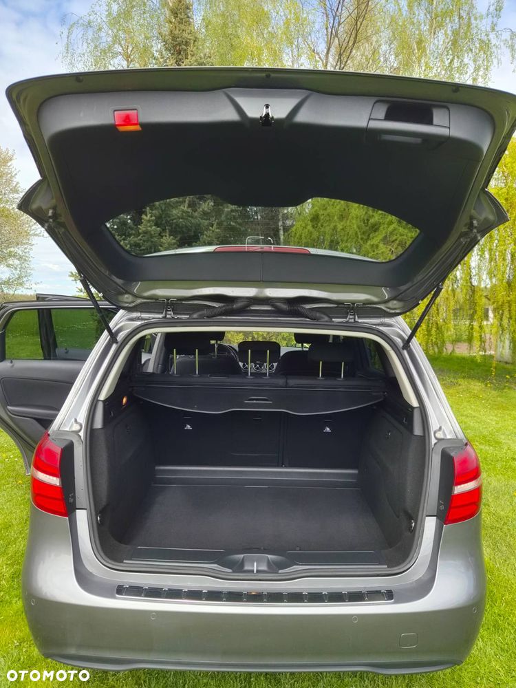Mercedes-Benz Klasa B 180 (CDI) d 7G-DCT AMG Line - 13