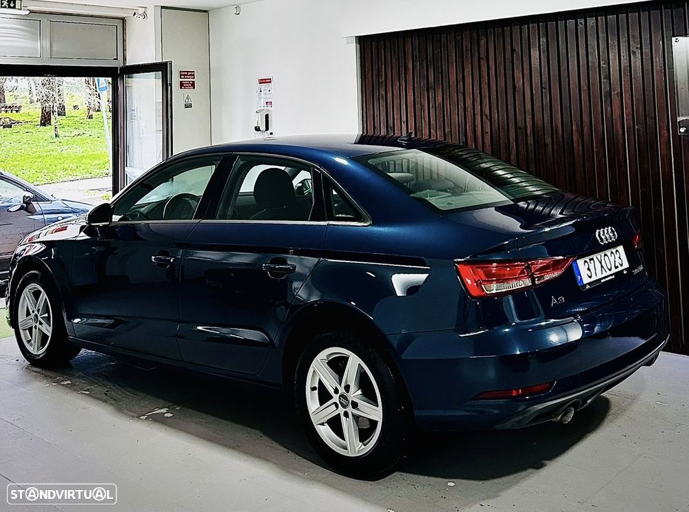 Audi A3 Limousine 1.6 TDI Design - 12