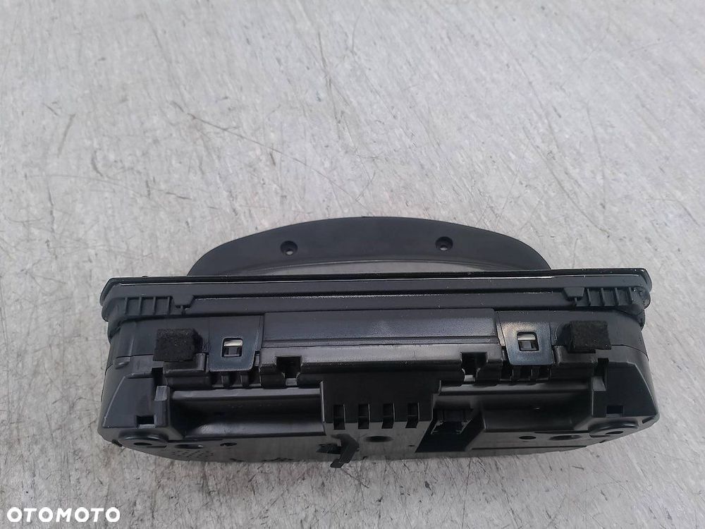 LICZNIK BMW E90 696450501  1025330-23 2.0 16V 320i - 6