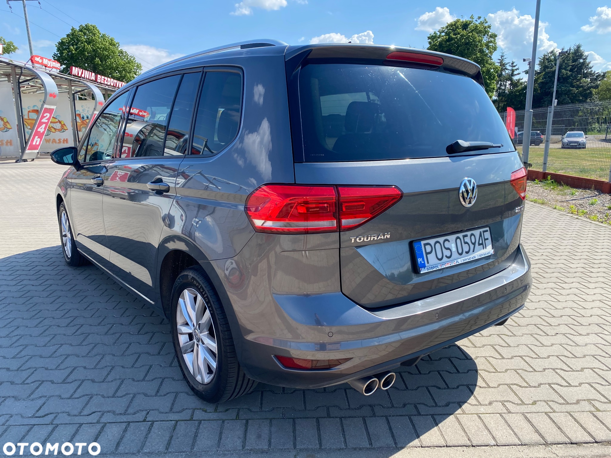 Volkswagen Touran 2.0 TDI BMT Highline DSG - 3