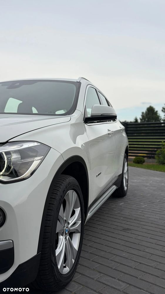 BMW X1 sDrive18i - 9