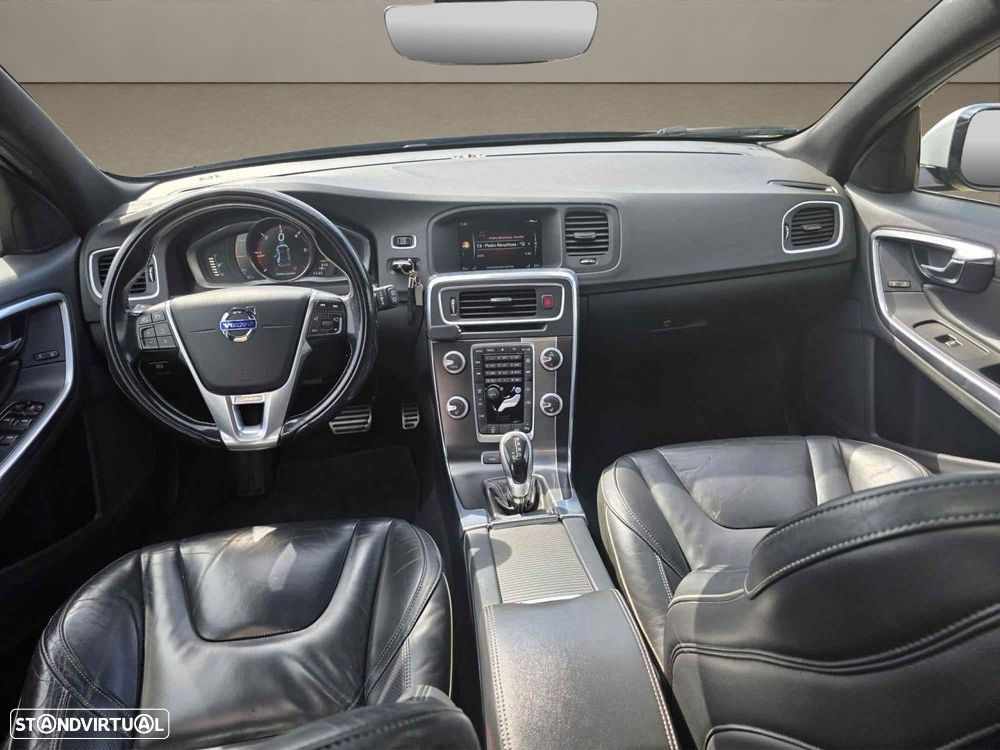 Volvo V60 D6 Twin Engine Geartronic RDesign - 15