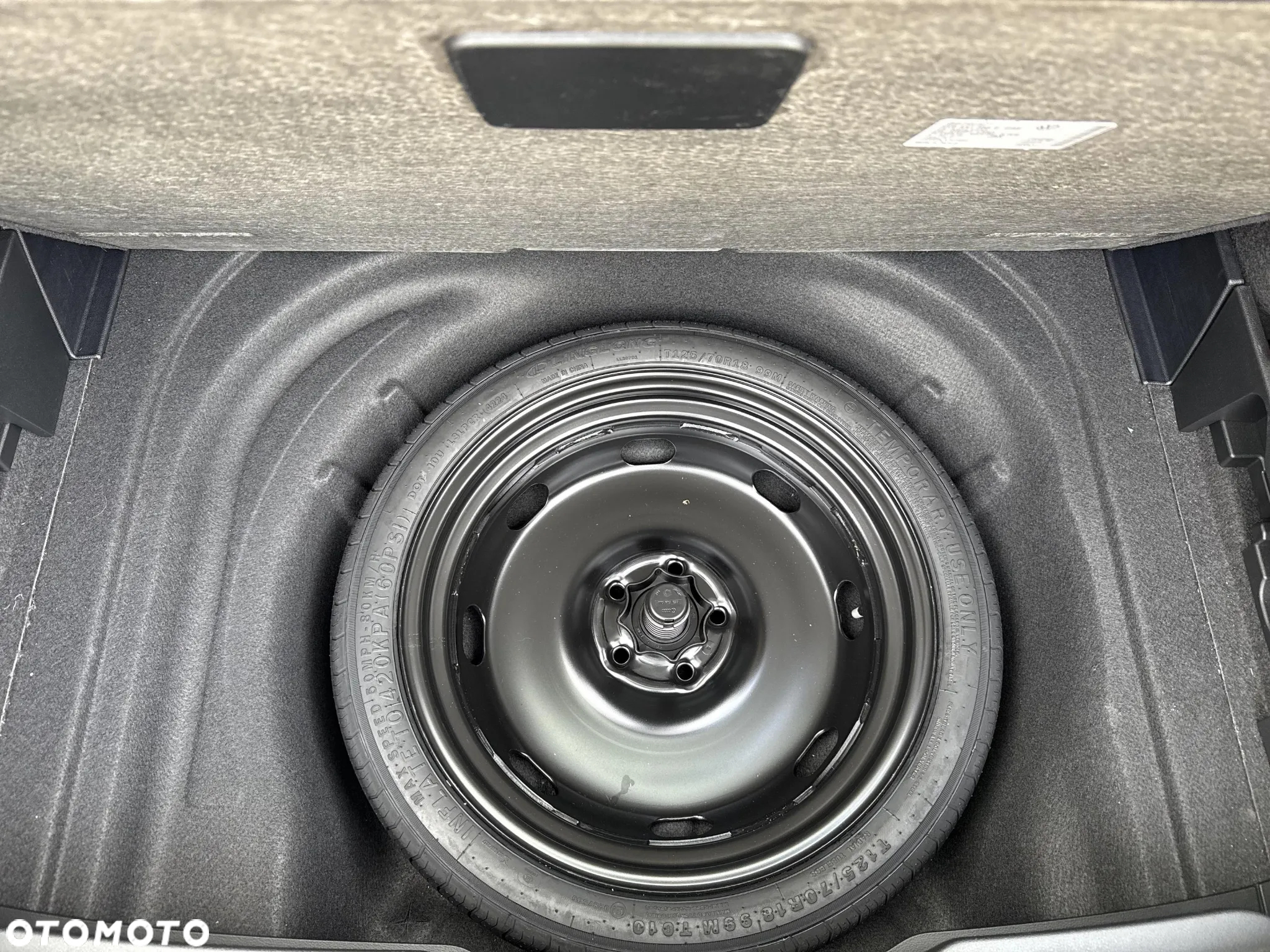 Volkswagen Golf - 27