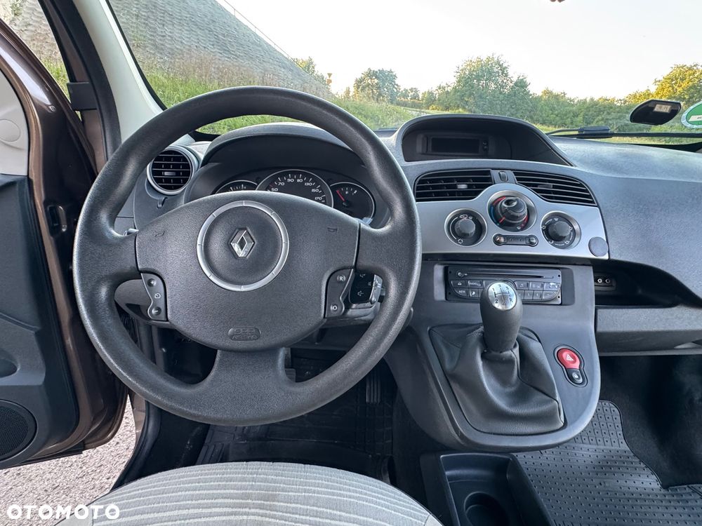 Renault Kangoo 1.6 16V 105 Luxe - 30