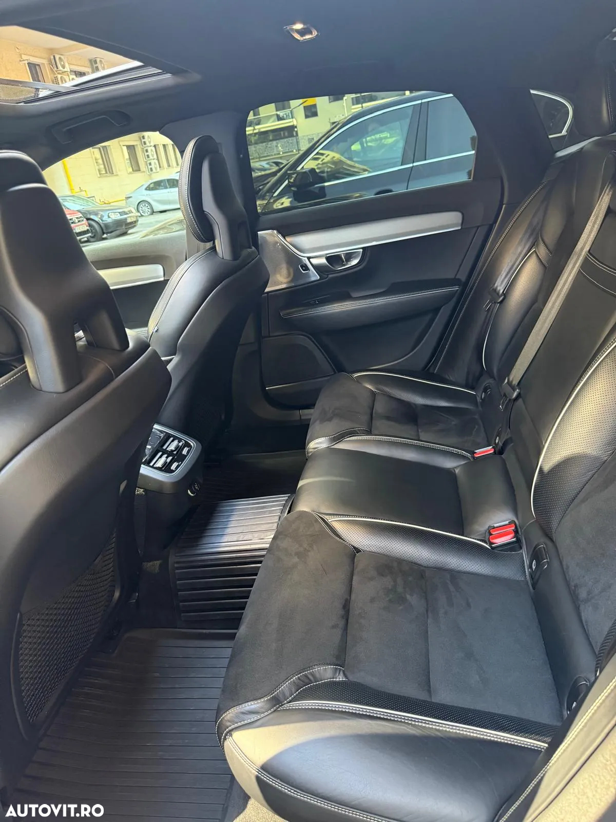 Volvo S90 D4 AWD R-Design - 11
