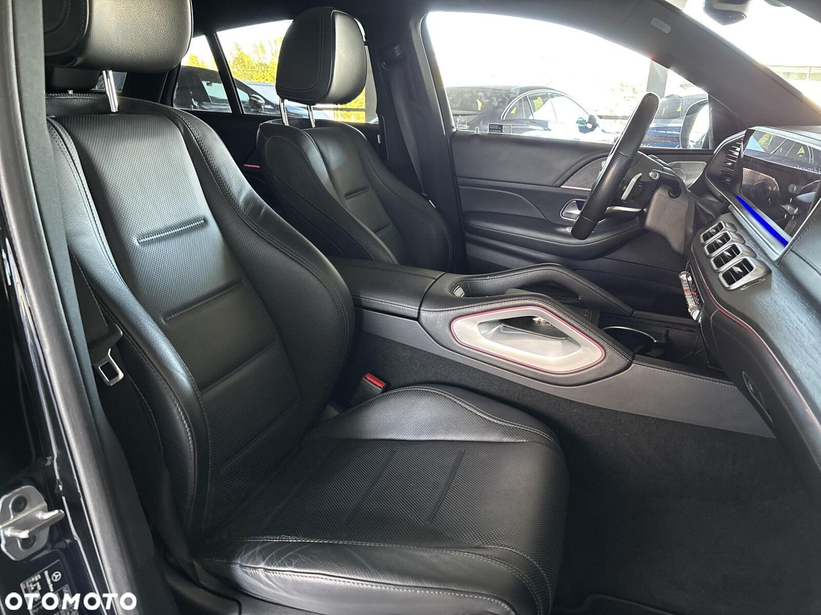 Mercedes-Benz GLE - 18