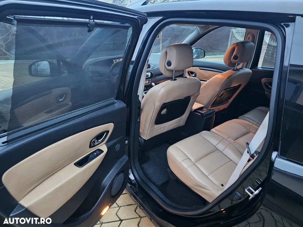 Renault Grand Scenic ENERGY dCi 130 Start & Stop Bose Edition - 24