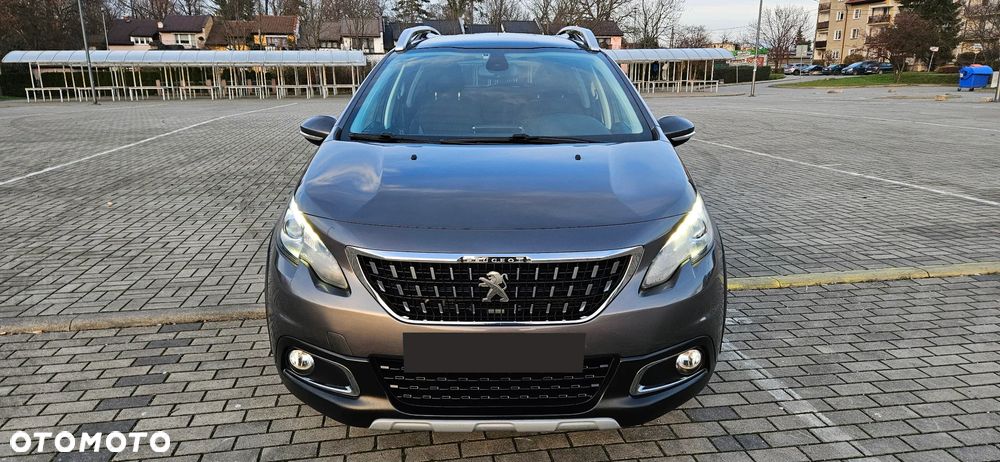 Peugeot 2008 1.6 BlueHDi Allure S&S - 21