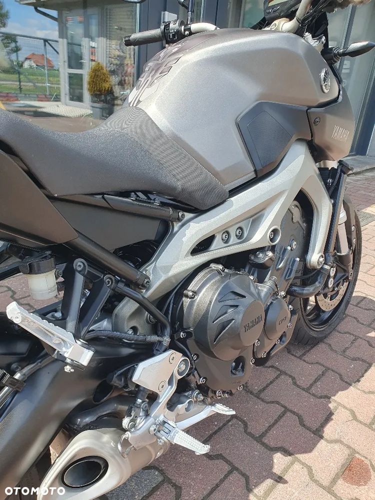 Yamaha MT - 13