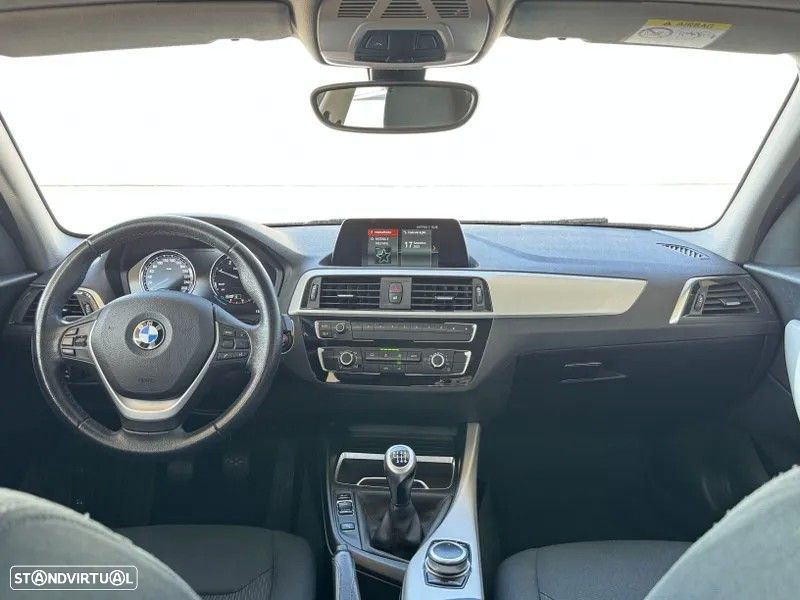BMW 116 d Line Sport - 23