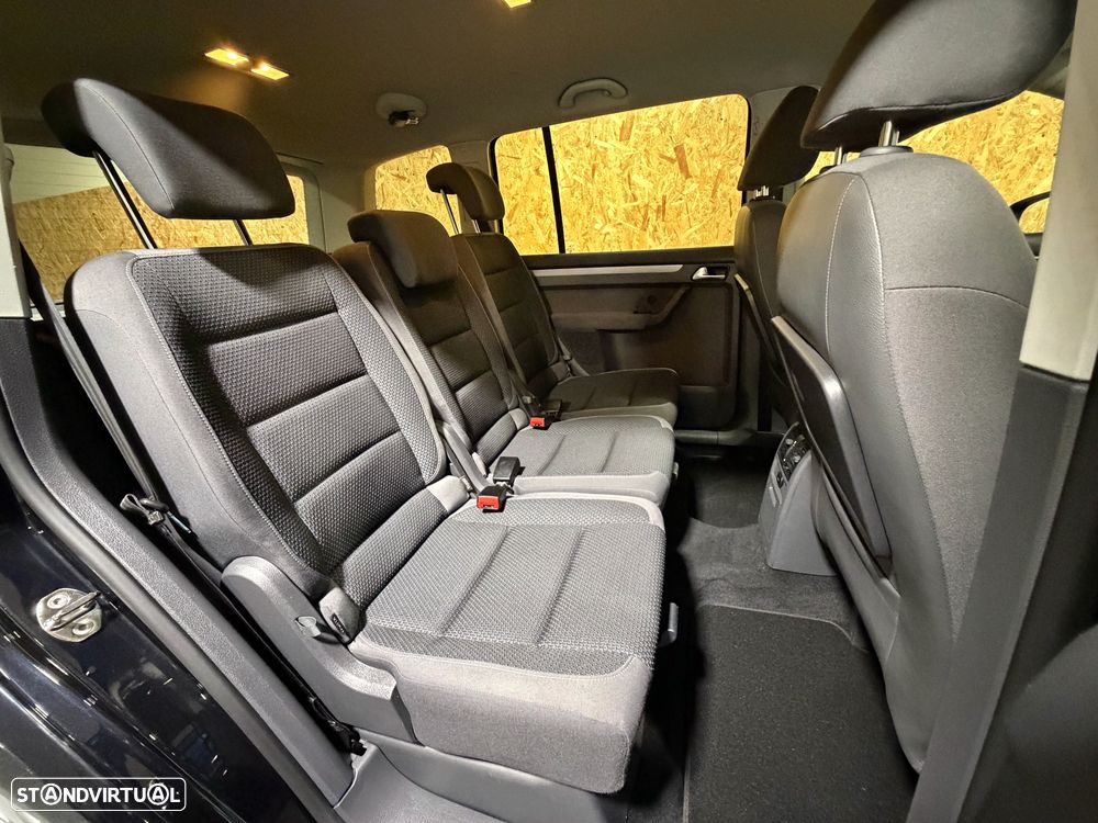 VW Touran 1.2 TSi Confortline 5L - 26
