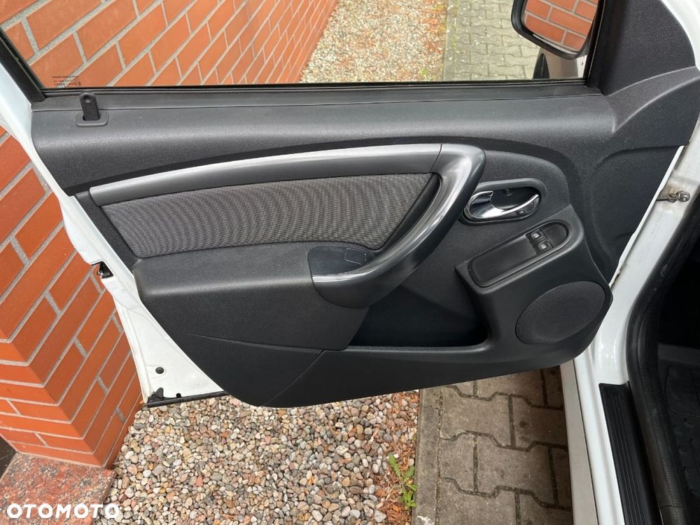 Dacia Duster 1.5 dCi Celebration - 16