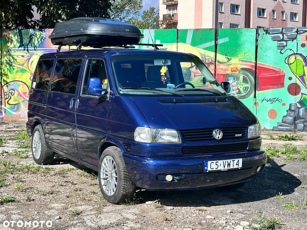 Volkswagen Multivan - 2