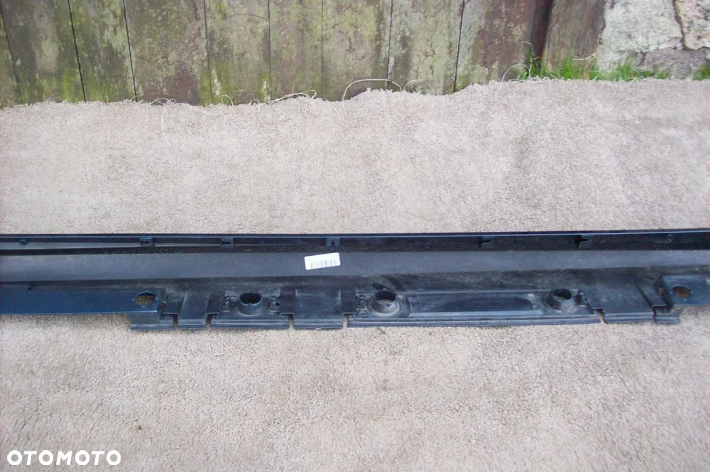 listwa progowa lewa toyota corolla e-21 - 6