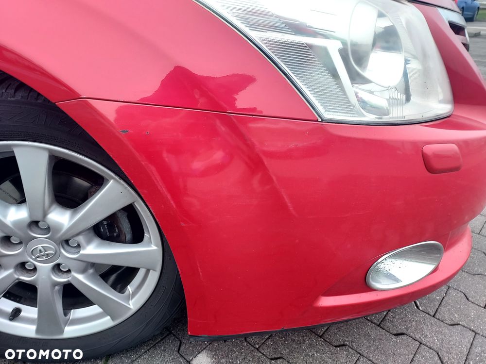 Toyota Avensis 2.0 D-4D Sol plus+NAVI - 25