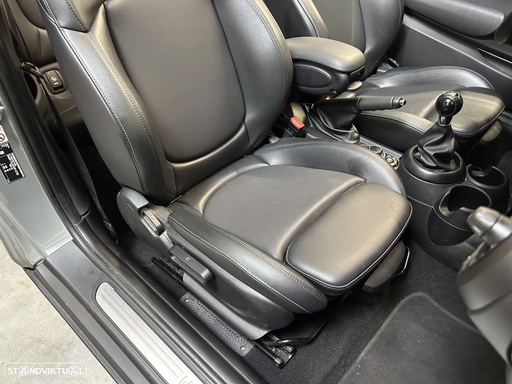 MINI Cabrio One Sport Edition - 57