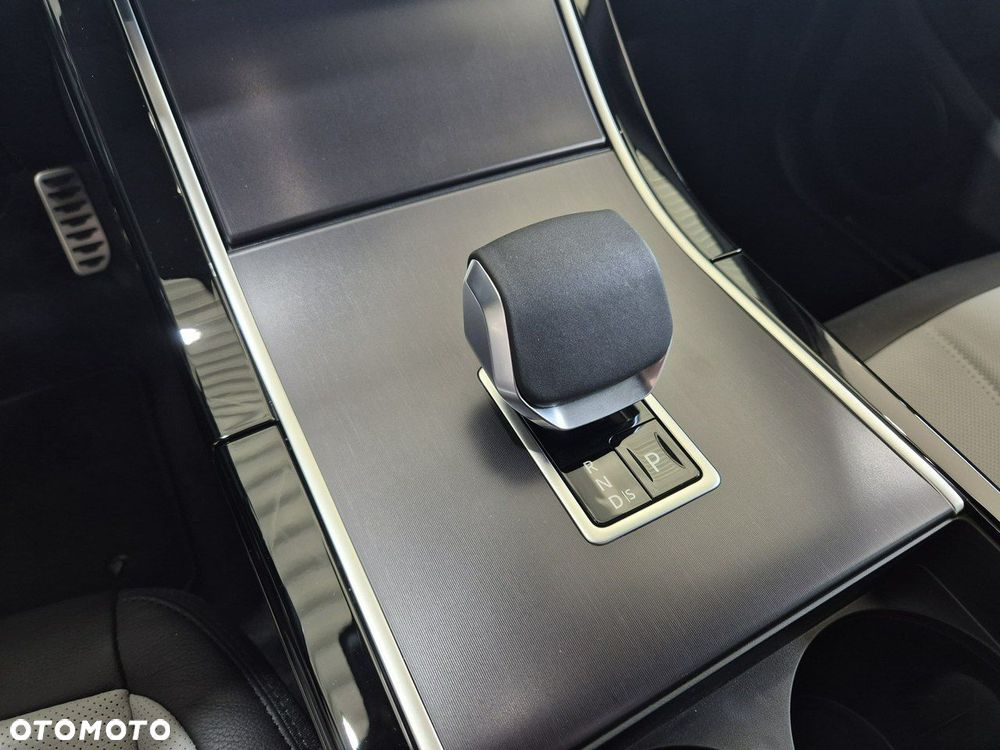 Land Rover Range Rover Evoque - 21