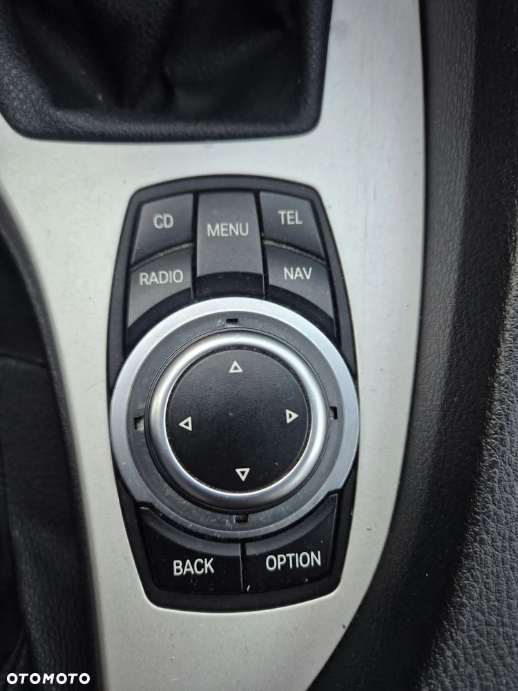 BMW X1 sDrive18d xLine - 16