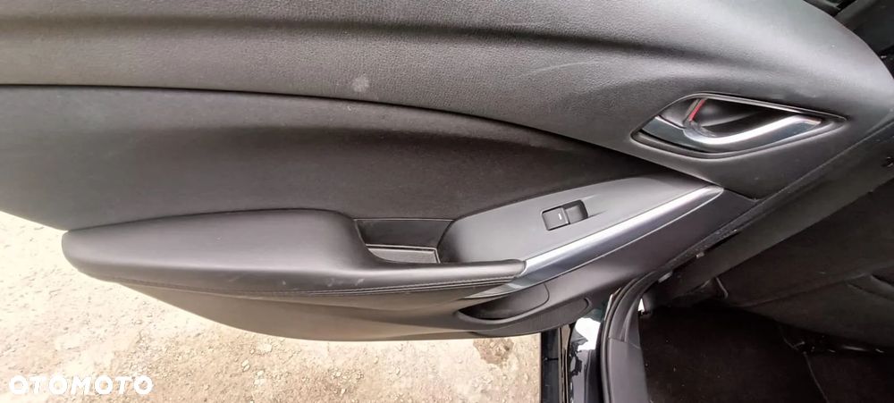 Mazda 6 2.2 Kombi SKYACTIV-D Center-Line - 31